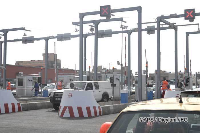 Infrastructures: Macky Sall juge onéreux les tarifs de l'autoroute à péage