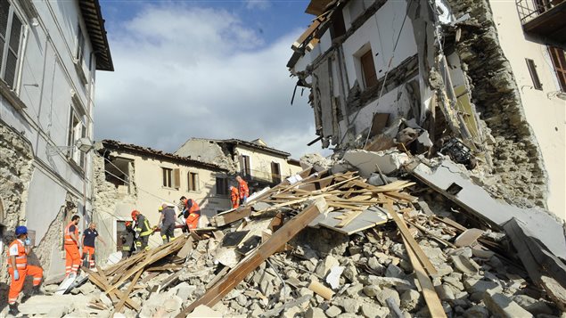 Tremblement de terre: Un séisme de 6 fait au moins 38 morts dans le centre de l'Italie