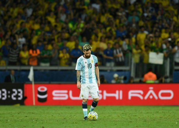 Mondial-2018: Messi malade dans l’avion avant Argentine-Colombie