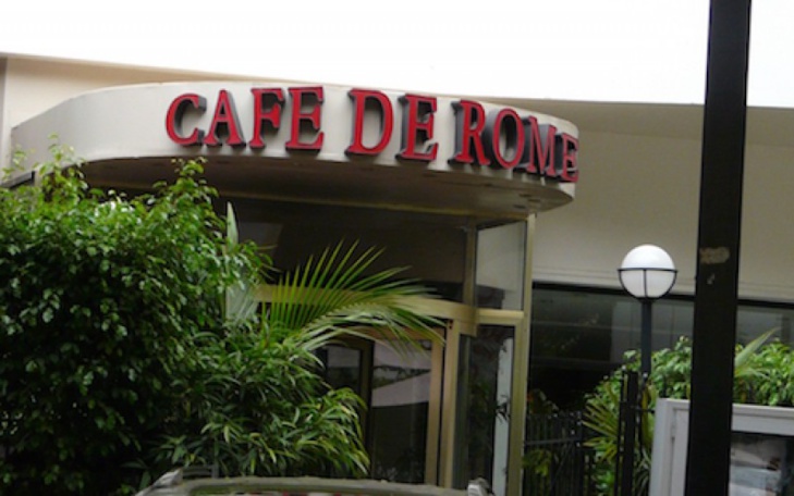 Justice: Les 12 employés du Café de Rome jugés aujourd'hui