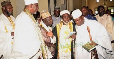 Gambie - Des imams et évêques reçus par Jammeh