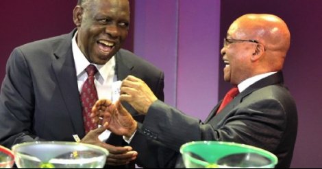 CAF: Jacob Zuma apporte son soutien à Issa Hayatou
