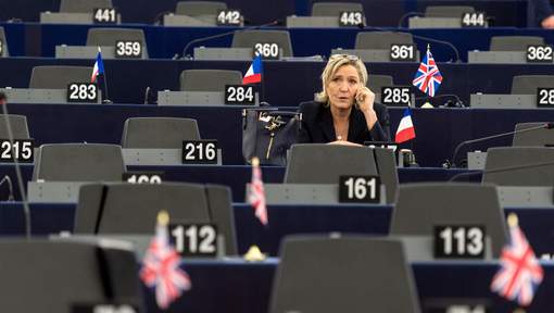 FRANCE: La justice a demandé la levée de l'immunité de Marine Le Pen