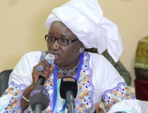 Hélène Tine sur la gestion du pétrole : ««ni le Président ni le Premier ministre ne peuvent embarquer le Sénégal dans des contrats qui engagent le peuple souverain, sans que celui-ci n’en soit informé»