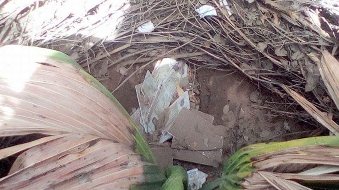Soupçon de sabotage: Des lots de cartes biométrique trouvées dans des poubelles à Kaolack et Touba