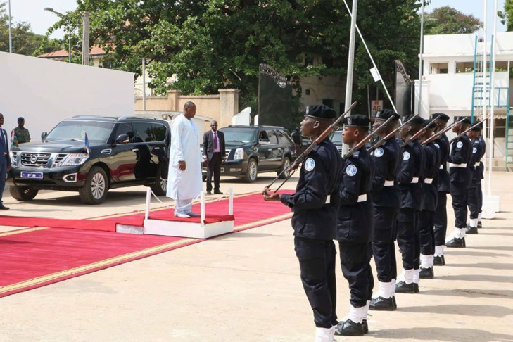 GAMBIE: Le président Adama Barrow rejoint enfin le Palais