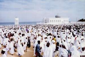 Appel des Layènes : le khalife invite les fidèles à œuvrer pour la paix