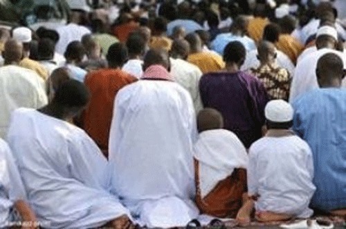 Division notée dans les fêtes religieuses au Sénégal, l’Imam Alioune Badara Mbengue déclare :« La vérité, c’est d’être conforme avec les enseignements de l’Islam.»