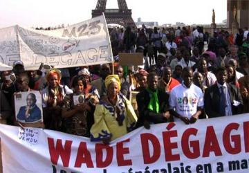 CONTRE LA CANDIDATURE "INCONSTITUTIONNELLE" DE WADE:     La diaspora sénégalaise bat le macadam parisien le 26 novembre