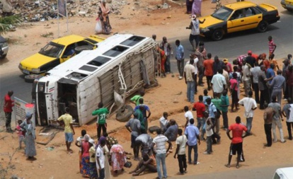 Grave accident entre un camion, un bus Tata et un véhicule particulier à Rufisque…