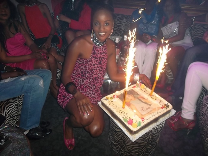 Miss St  Louis 2011, Eva Ndiaye a fété son anniversaire hier au Villa Cristal avec un diner ,puis un show accoustique avec Salam Diallo .