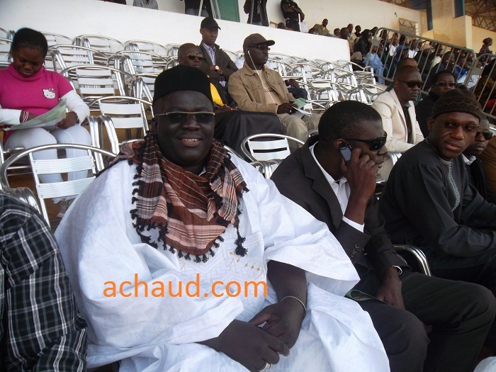 Le jet setteur Mbaye Séne à côté de Fallou Dieng ,venu assister au drapeau de ZIk Fm, la radio dirigée par son ami Bougane Guéye
