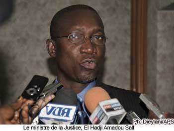Me Amadou Sall : "Il n’y a ni retrait de candidature, ni report d’élection"