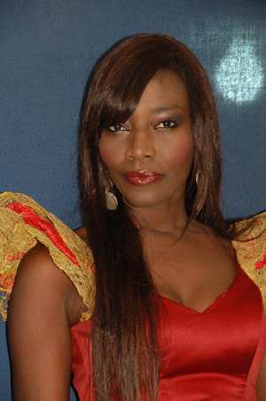 Message de Coumba Gawlo  : la Diva encourage toutes les femmes à l'occasion du 08 mars 2011, Célébration de la journée internationale de la femme.