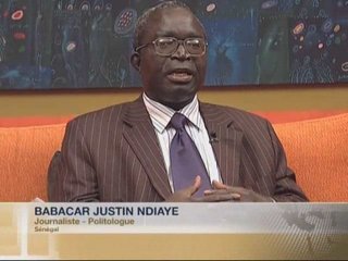 Babacar Justin Ndiaye Trouve Obséquieuse L’attitude De Wade Et De Macky Devant Le Khalife De Touba