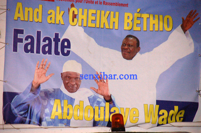 PHOTOS/PHOTOS - SERIGNE BETHIO PROMET L'ECLATANTE VICTOIRE DE WADE A LA PLACE DE L'OBELISQUE  Le talibé Youssou Ndour à un examen de conscience