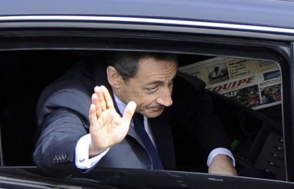 FRANCE: Nicolas Sarkozy déjà effacé du site internet de l'Elysée