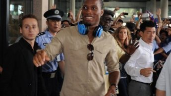 Un accueil de star pour Didier Drogba en Chine