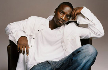 Akon Au Tribunal Pour Reconnaître Deux Garçons