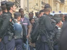 le Consulat du Sénégal à Paris envahi par les thiantacounes.