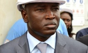 ALY NGOUILLE NDIAYE, MINISTRE DE L’ENERGIE : « en 2010, Karim Wade avait bloqué le projet d’électrification de 300 villages »