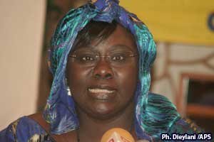 Assemblée nationale : Sokhna Dieng fustige l’interdiction de sortie du territoire de certains opposants, Me El Hadj Diouf plaide pour l’évacuation de Serigne Béthio