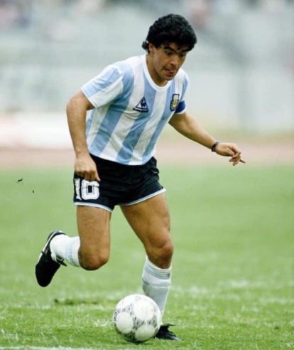Après la mort de sa légende Maradona, l'Argentine se recueille