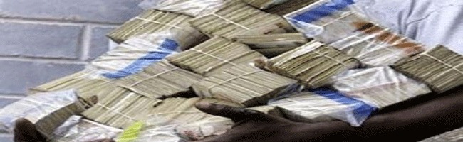 Blanchiment d’argent: La police saisit plus de 100 millions de nos francs dans une boutique à Sandaga