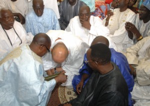Le fils aîné du Khalife général des mourides à Dakar pour soutenir KarimWade