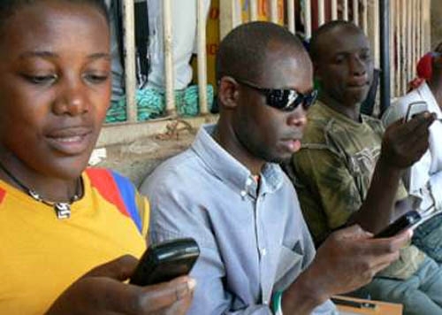 Sécurité : les usagers du téléphone mobile au Sénégal "sommés d’identifier" leur puce d’ici le 31 juillet