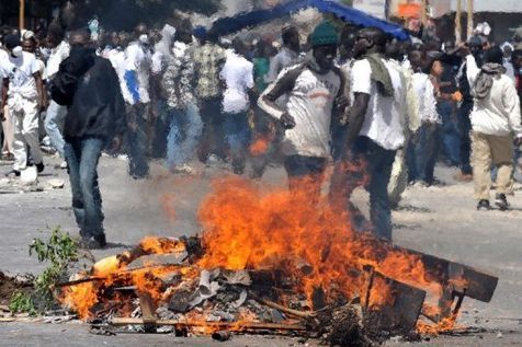 Dernière minute Banlieue de Dakar : Affrontement entre sinistrés et forces de l’ordre