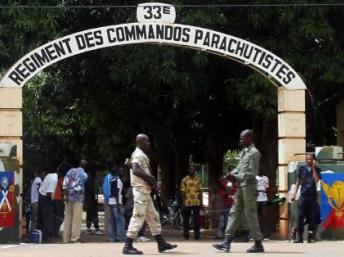 MALI: Découverte d'un charnier de 21 corps près de Bamako