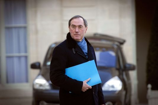 Affaire des primes en liquide(France) : Claude Guéant en garde à vue