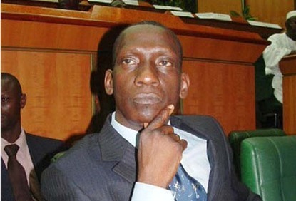 Insolite à l'Assemblée nationale: Mamadou Diop Decroix interdit de parole pour avoir porté une chemise