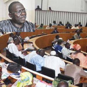 MEDIAS-LEGISLATION:  Moustapha Diakhaté vote le projet de code de la presse