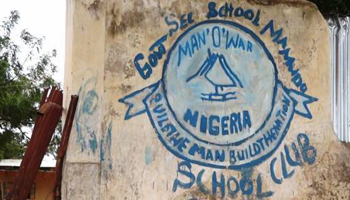 Terrorisme: Nigéria annonce avoir libéré la plupart des lycéennes enlevées par Boko Haram