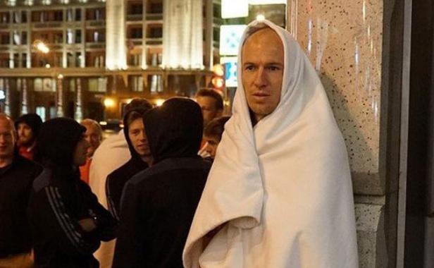 INSOLITE: Les joueurs du Bayern Munich évacués de leur hôtel en pleine nuit à Moscou