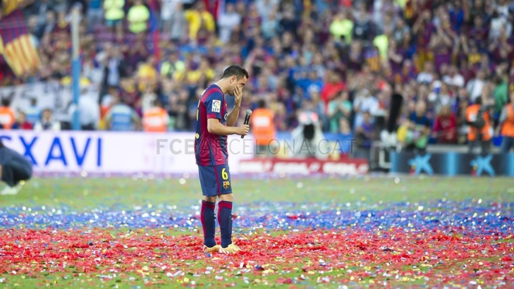 FC BARCELONE: Hommage pour Xavi au Camp Nou pour son dernier match de Liga (vidéo)