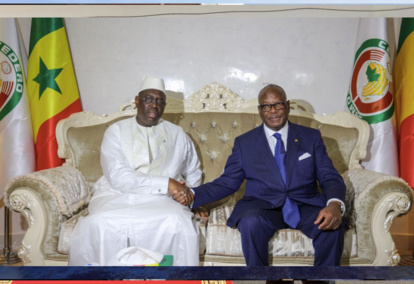 PHOTOS : Macky Sall à Bamako pour présenter ses condoléances