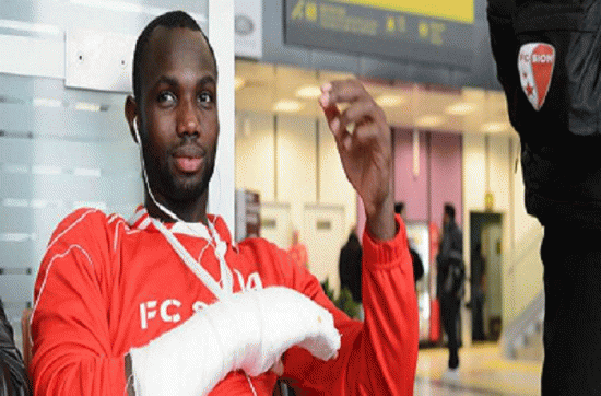 Victime d'une fracture de la main: Moussa Konaté indisponible pour un mois