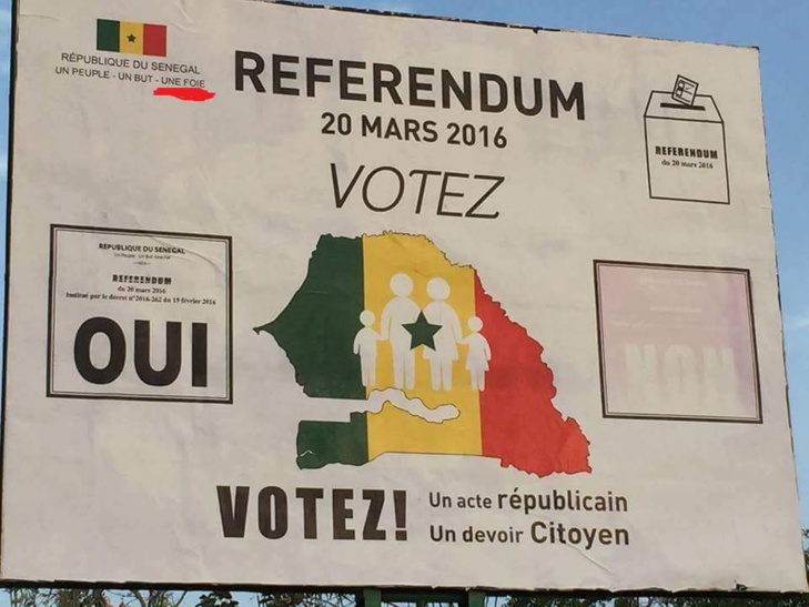 Référendum du 20 mars 2016 : Regardez les deux grosses fautes sur les affiches