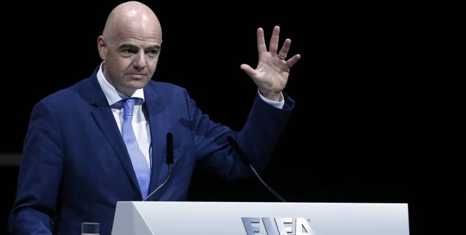Panama Papers: le patron de la Fifa a signé un contrat douteux