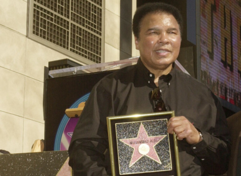 Célébrité: Découvrez la raison incroyable pour laquelle l'étoile de Mohamed Ali n'est pas sur le sol du Hollywood Boulevard
