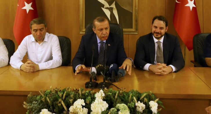 Putsch manqué en Turquie: Erdogan entend rétablir au plus vite la peine de mort