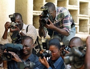 Médias, conflits, manipulation, insécurité: quel doit être le comportement du journaliste ?