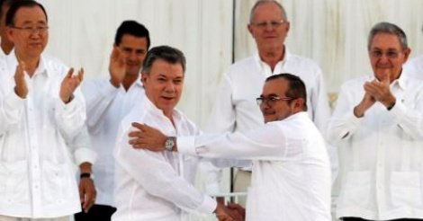 La Colombie a signé avec les Farc un accord de paix renégocié