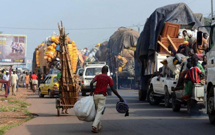 Kaolack: Les familles d'accueil débordées par l'afflux des populations déplacées de la Gambie(Croix -Rouge)