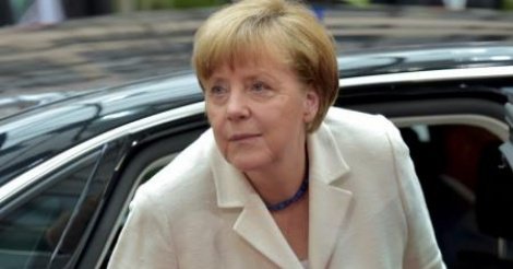 Angela Merkel "très heureuse" de la victoire d'Emmanuel Macron
