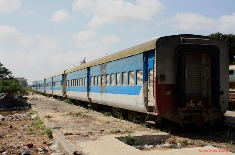 TRANSPORTS:  Le financement de la réhabilitation des rails d Thiès à Bamako acquis(MACKY SALL)