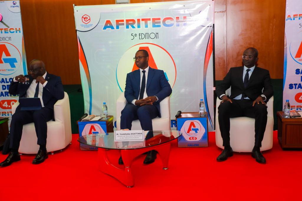 Ouverture du 5è Salon des startups « AFRITECH» : Yankhoba Diatara accélère la cadence de la promotion de l’innovation numérique avec la mobilisation de 100 milliards